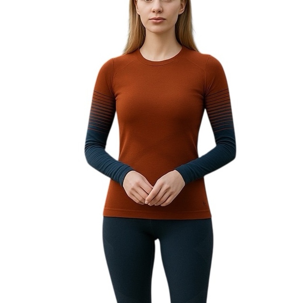 Smartwool Women's Rust and Navy Top